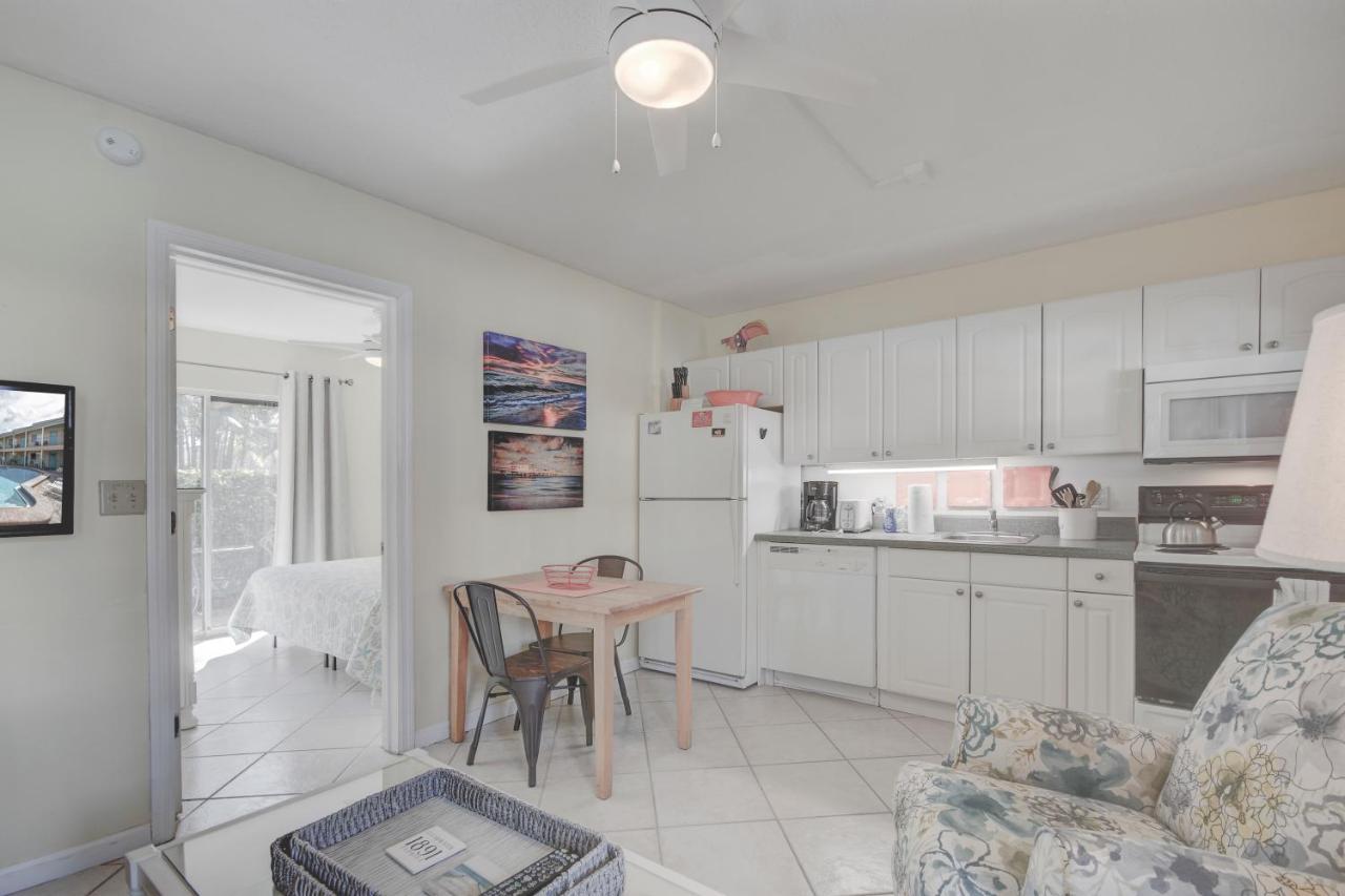 Five Palms Vacation Rentals- Daily - Weekly - Monthly Clearwater Beach Exteriör bild
