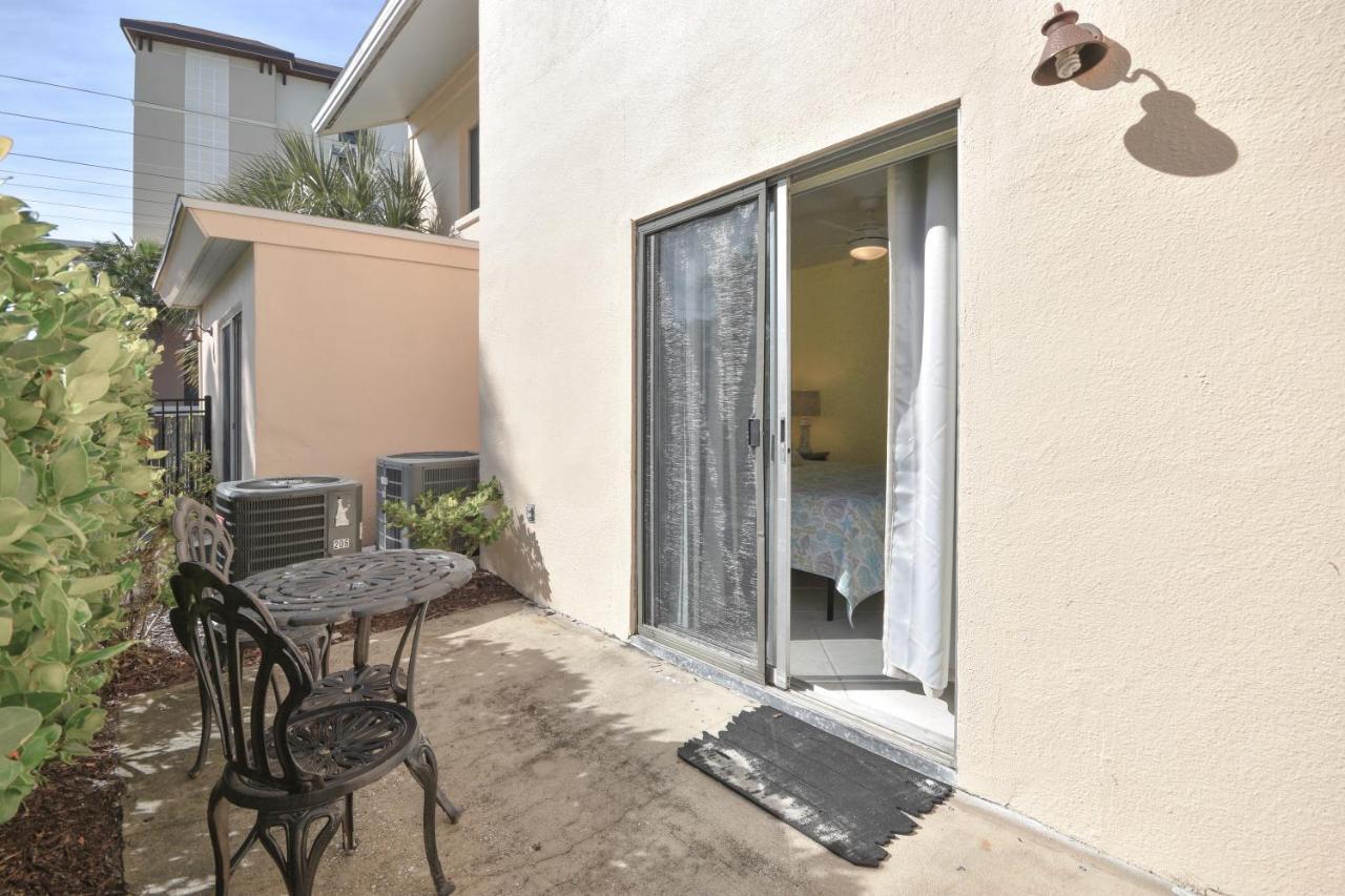 Five Palms Vacation Rentals- Daily - Weekly - Monthly Clearwater Beach Exteriör bild