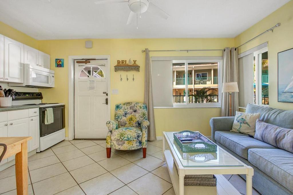 Five Palms Vacation Rentals- Daily - Weekly - Monthly Clearwater Beach Exteriör bild