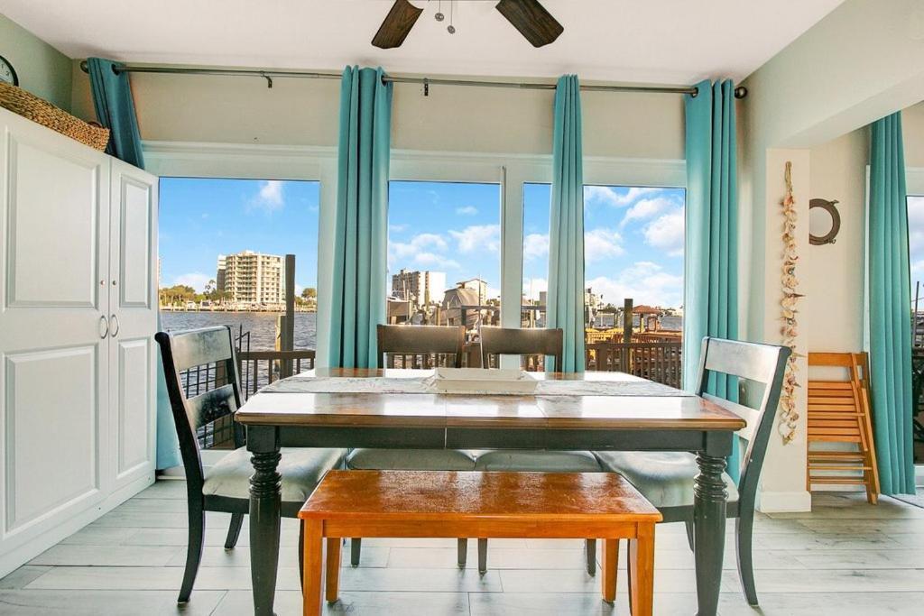 Five Palms Vacation Rentals- Daily - Weekly - Monthly Clearwater Beach Exteriör bild
