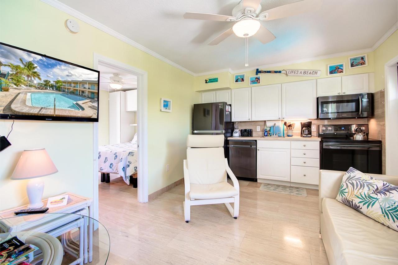 Five Palms Vacation Rentals- Daily - Weekly - Monthly Clearwater Beach Exteriör bild